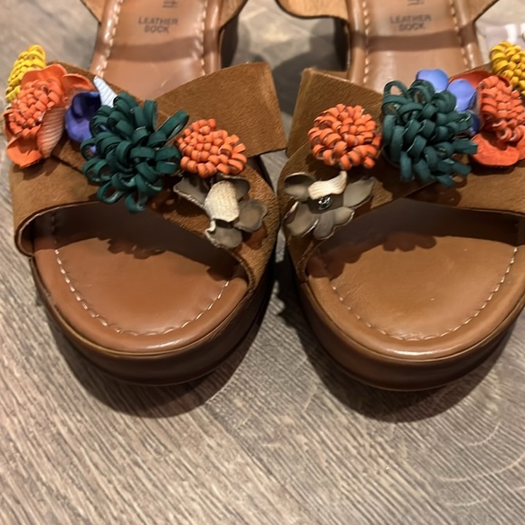 NWT Fabio Maggenti floral leather wedge shoe size 9 - Picture 4 of 11